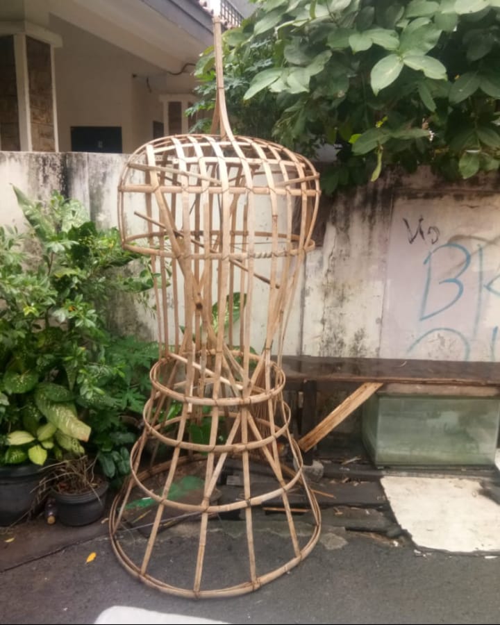 kerangka Ondel-ondel besar