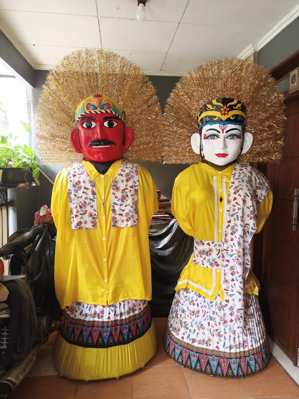 Ondel-ondel besar